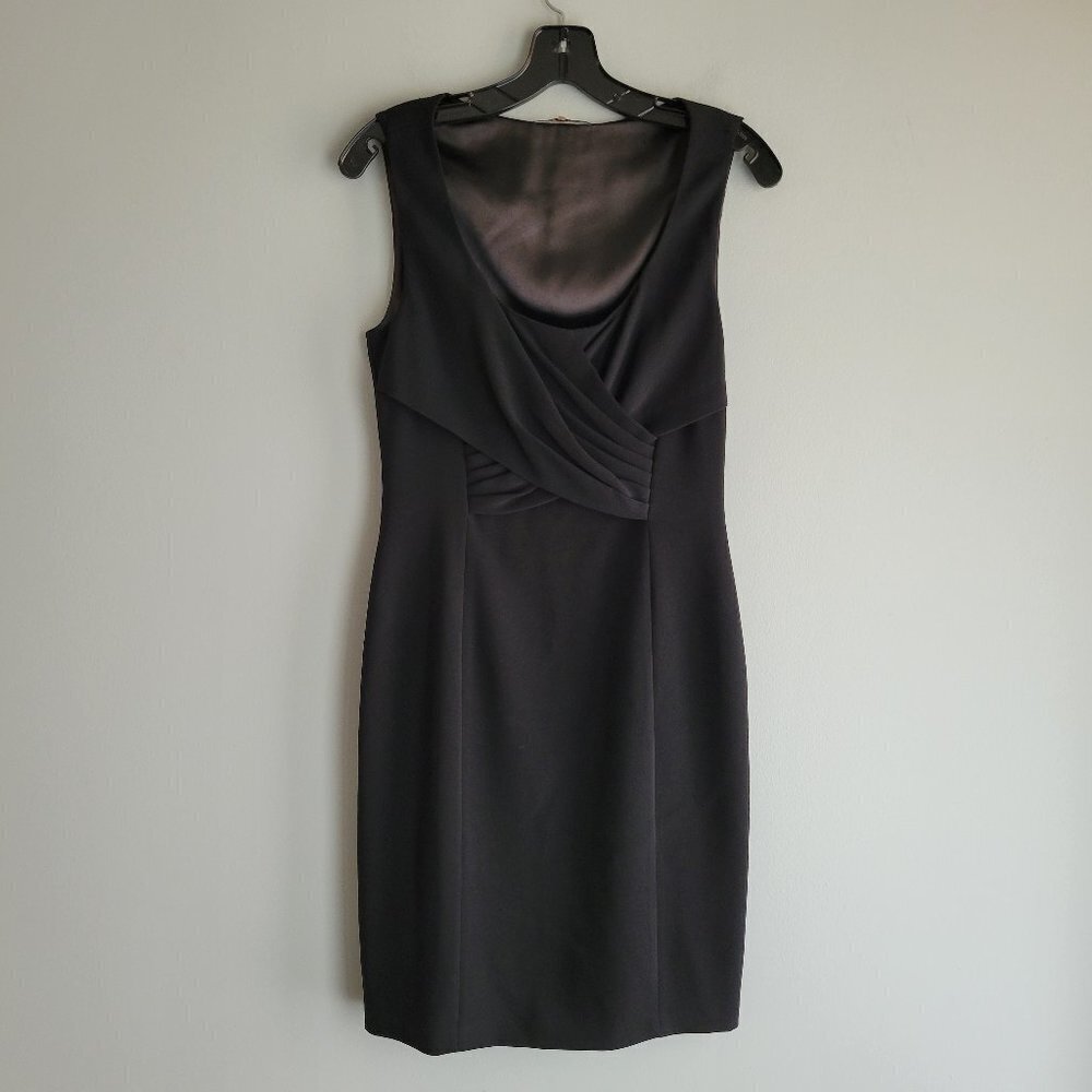 Elie Tahari Scoop Neck Black Dress with Twist Detail in Front--Size 4